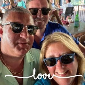 Meet your Posher, Dana